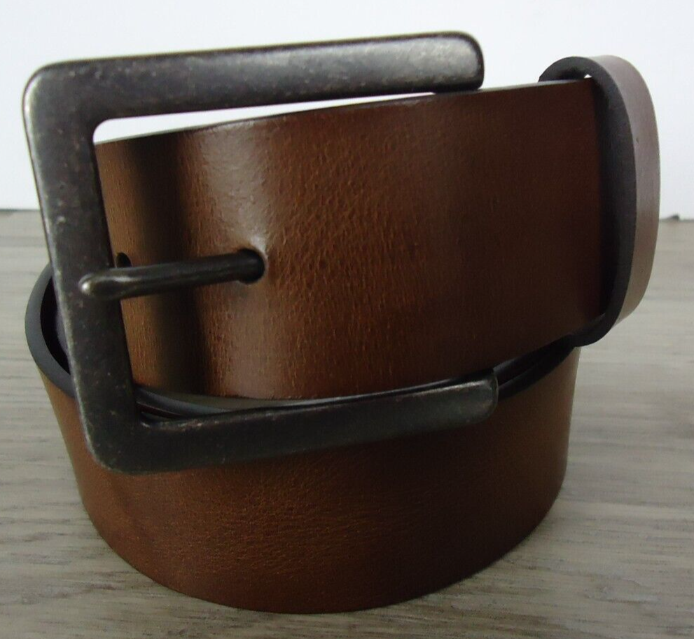 Levi's Brown Leather Belt Size 36 Square Hardware Logo 11LP20FF Classic Business