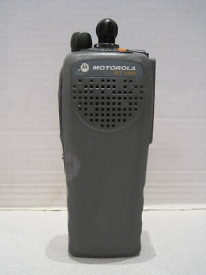 Motorola MT 1500 764-870 MHZ 3W Two way radio  Model H67UCC9PW5AN