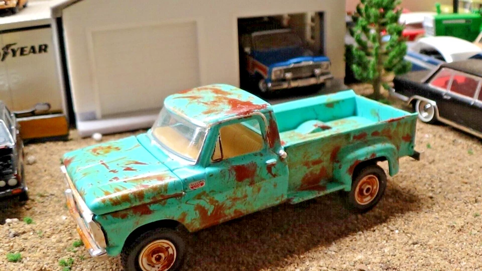 1967 Mercury m-100 Barn Find Pickup Truck CUSTOM weathered Model car junker 1:64 - Image 4 of 4