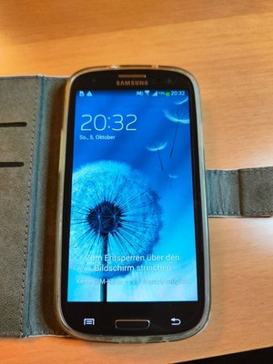 Samsung Galaxy S III GT-I9300 16GB - Pebble Blue (Ohne Simlock) OVP Schutzhülle