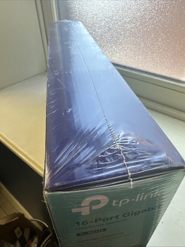 TP-LINK TL-SG116 16 Port Network Switch Brand New Sealed - Picture 3 of 7