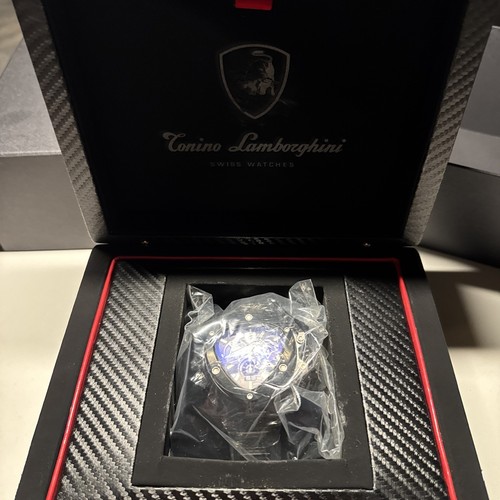Tonino Lamborghini Spyder 3106 Chronograph Wristwatch Stainless - Box & COA - Picture 4 of 16
