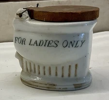 Vintage Japan Porcelain Novelty 'For Ladies  Only' Toilet Bowl Wood Lid Ashtray