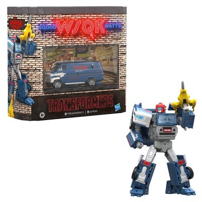 Stranger Things x Transformers Freakwency & 8-Trax Figures