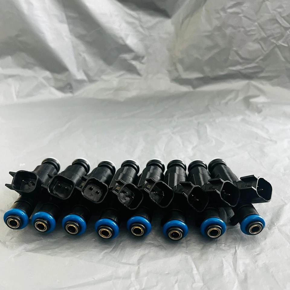 Inyectores de combustible Bosch nuevos 8 piezas para Cadillac Deville 2001-2005 4,6 L V8 Foto 3 de 4