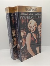 Some Like It Hot- 1959 starring MARILYN MONROE VHS, 1997 Vintage Classics