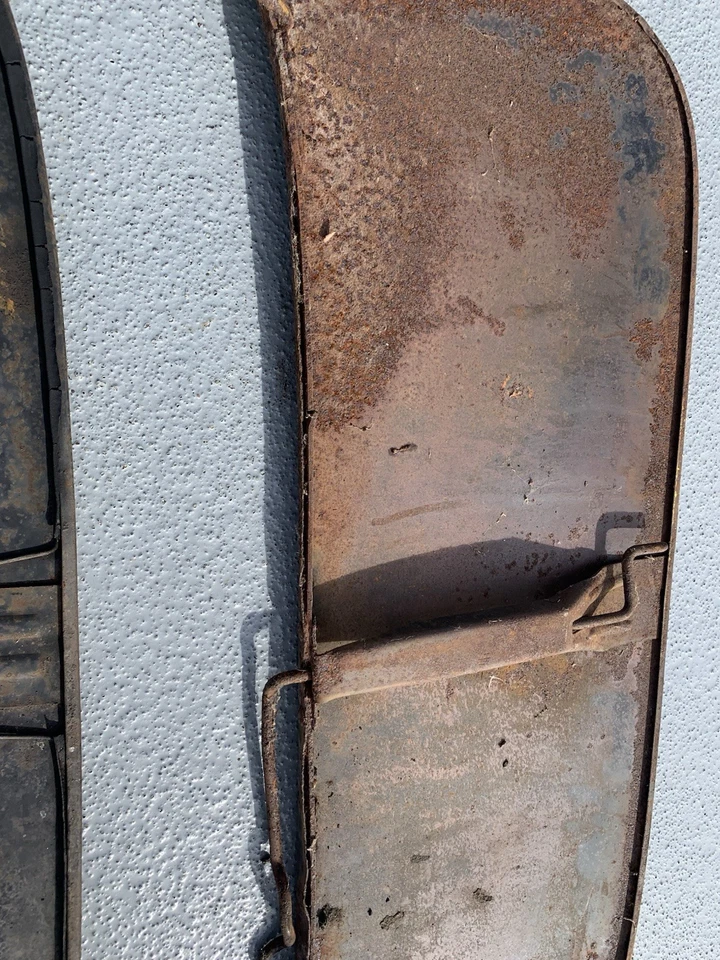 Lincoln Cosmopolitan 1950 guardabarros trasero faldones OEM original completo Foto 4 de 4