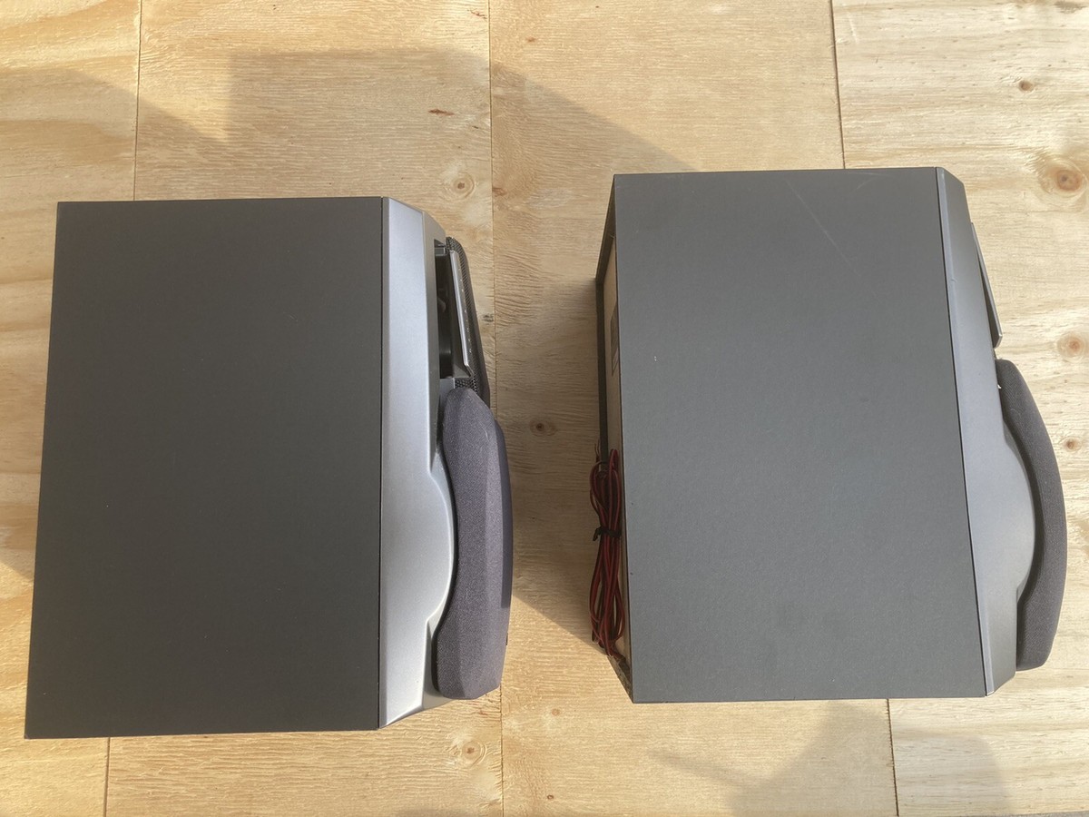 JVC Labyrinth SP-D402 6 Inch 6 Ohms Stereo Audio Sound