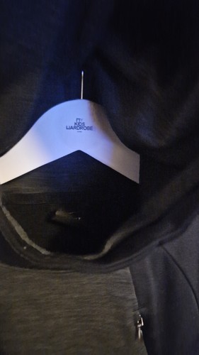 Girls Black Nike Dri-fit Hoody Size S (Approx Age 8-10 Years) - Picture 4 of 10