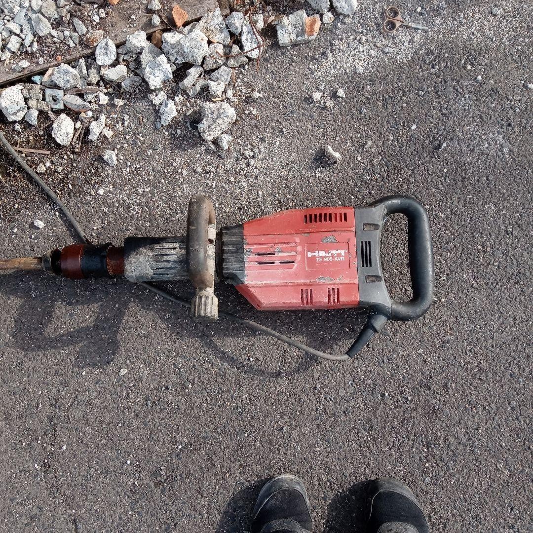 中古　ヒルティte905-avr Used Hilti TE905-AVR Demolition Hammer Concrete Breaker Heavy Duty