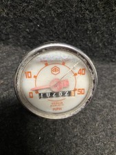 Vespa V90 Small frame MPH speedo VEGLIA
