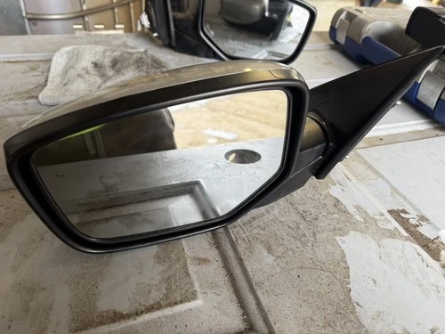 2009 Honda accord driver's side mirror