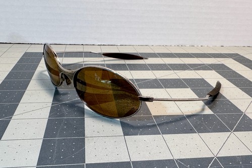 Gafas de sol Oakley E-Wire (Gen 1) años 90 marco plateado, lentes marrones vintage - LEER - Imagen 15 de 15