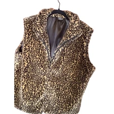 Cejon Accessories Size XL Faux Fur Leopard Print Vest Sleeveless Full Front Zip