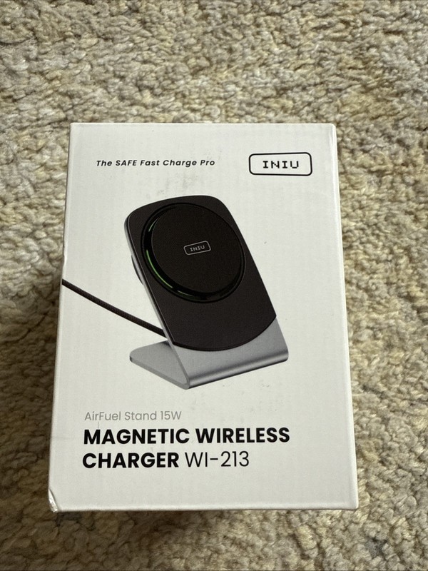 INIU Wireless Charger, 15W Fast Charging Magnetic Wireless Charger Stand