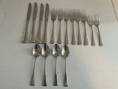 16-Oneida Maestro St. Leger Forks,Spoons and Knives Stainless SSS Glossy USA VTG