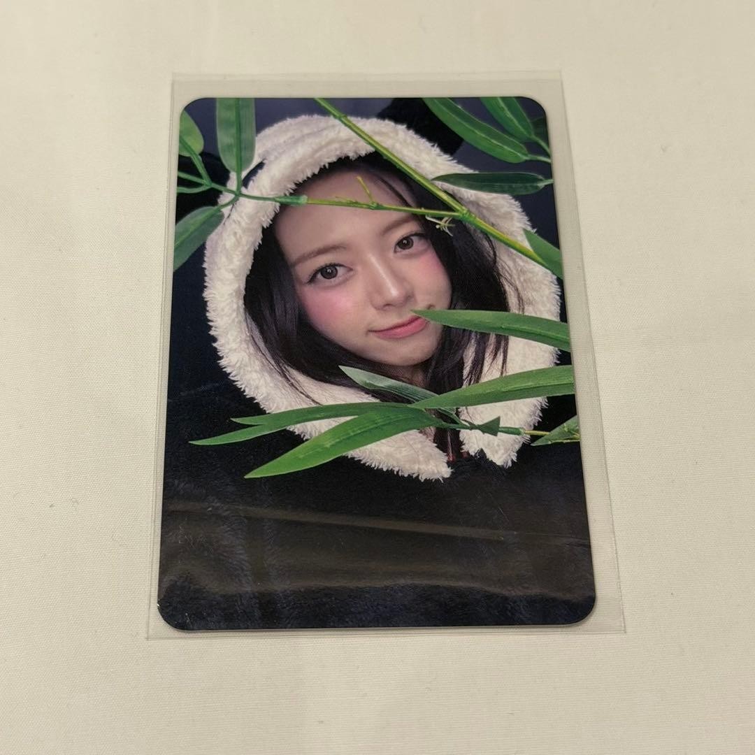 SHIN YUNA ITZY ICE CREAM DEBUT SOLO FANSIGN LUCKY DRAW MAKESTAR