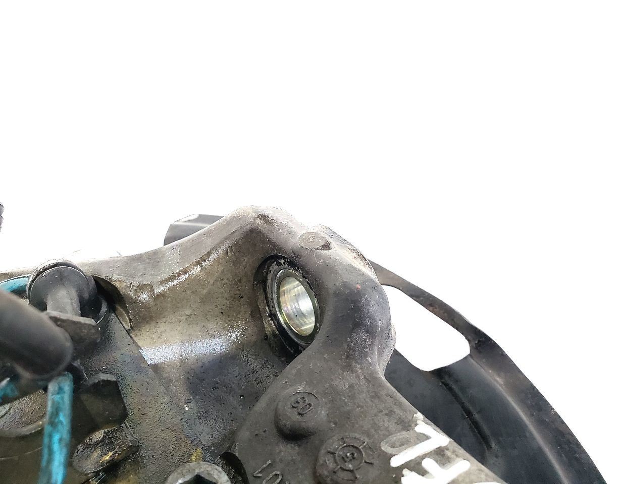 2003 Maserati Spyder Cambiocorsa OEM Front Left Spindle Knuckle 