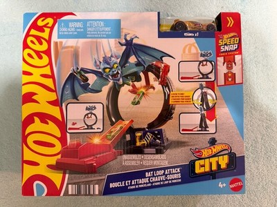 Hot Wheels City Bat Loop Attack Track Set New In Box