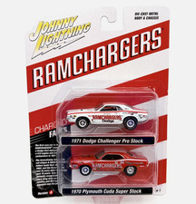 Johnny Lightning Ramchargers 164 2-pack 1970 Cuda 1971 Challenger Diecast