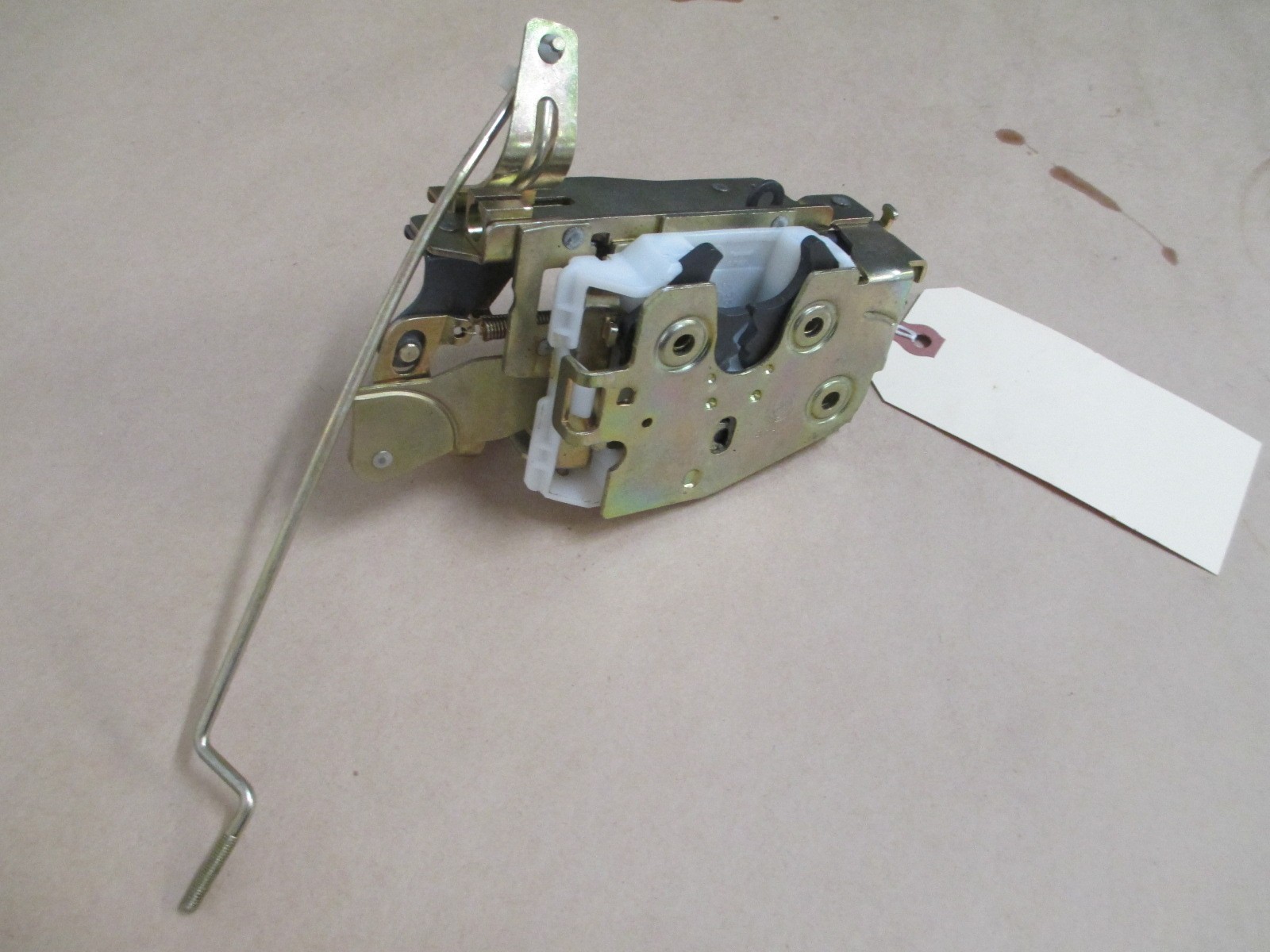 Ferrari 348 Spider, 355  - RH Door Lock # 64685200
