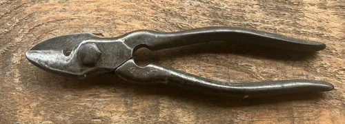 Vtg. J. Wiss & Sons Wire Cutters/Striper--Free Ship