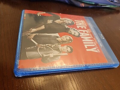 The Family (Blu-ray Disc, 2013, 2-Disc Set, Includes Digital Copy