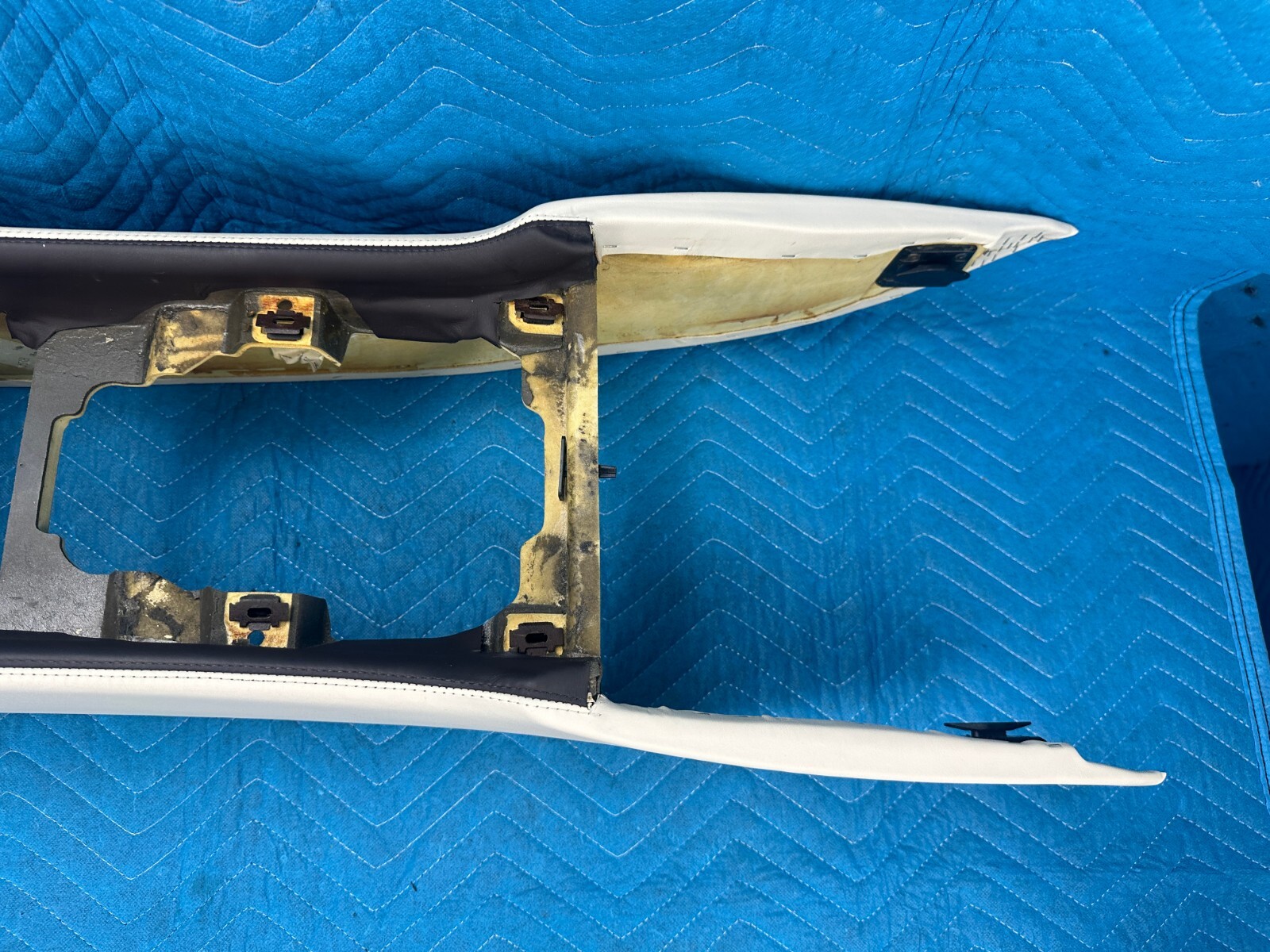 Bentley Continental Flying Spur Center Console Trim Shroud Ivory 2008-2012 OEM