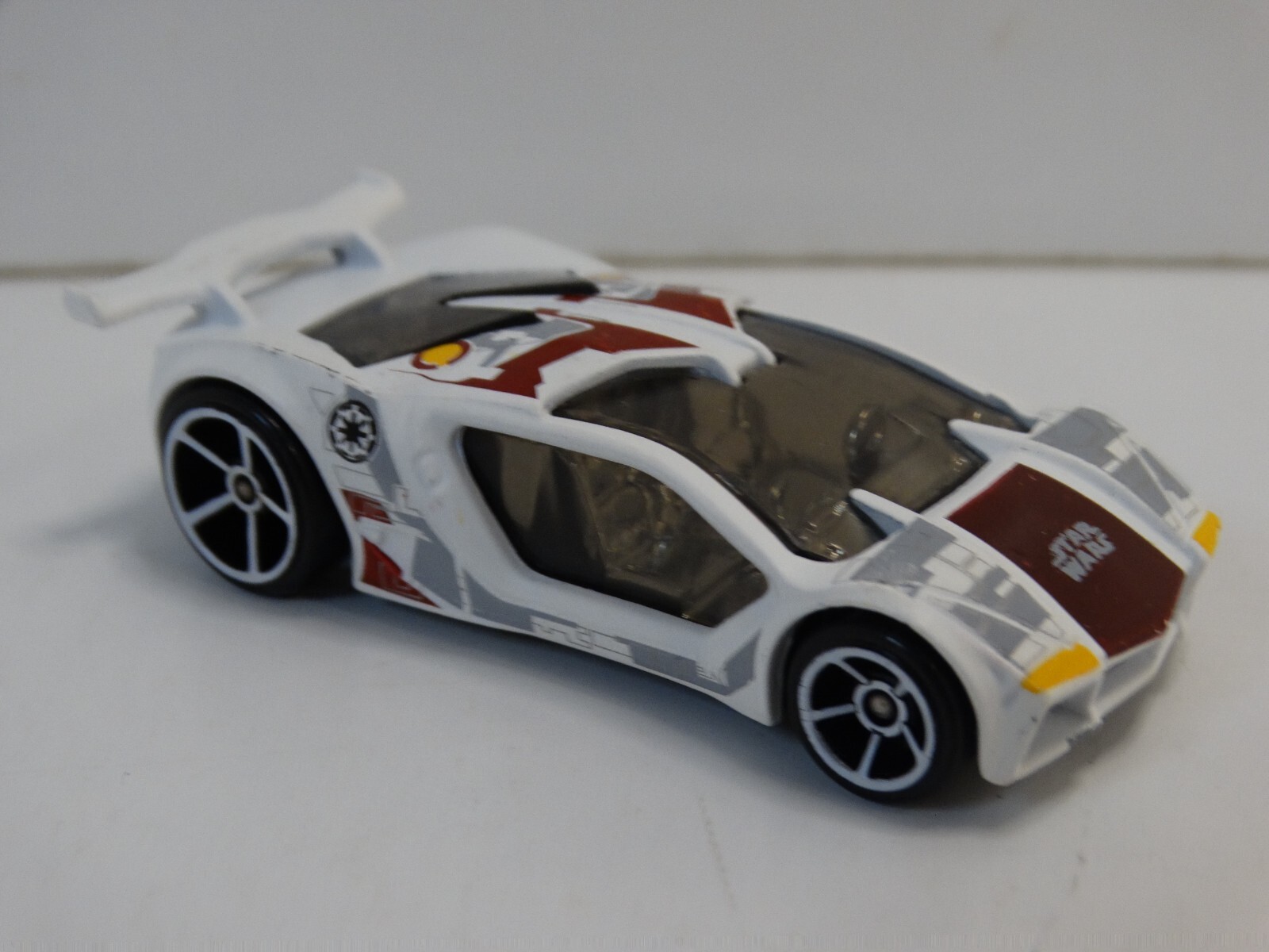 Foto 1 di 4