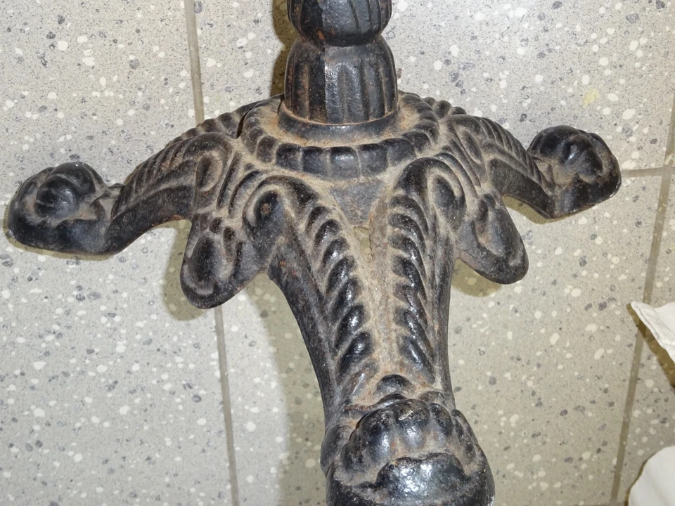 PIED en fonte guéridon BISTROT Vintage - Photo 4/4