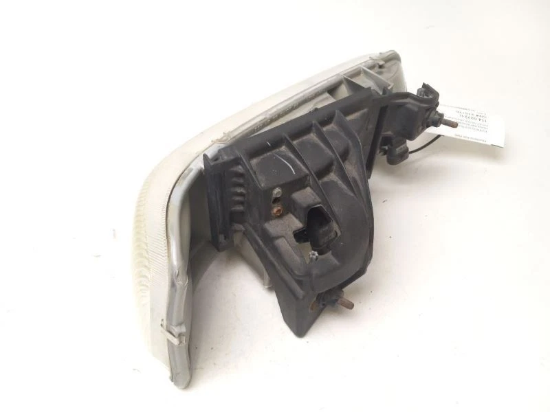 2000 - 2006 CHEVROLET SUBURBAN 1500 FRONT DRIVER HEADLAMP - Image 3 of 4