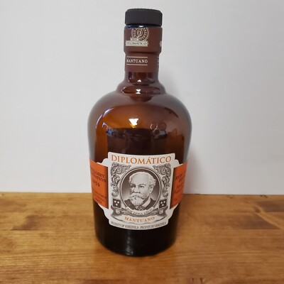 RON Diplomatico Antiguo Reserva Exclusiva from Venezuela Empty Bottles Brown