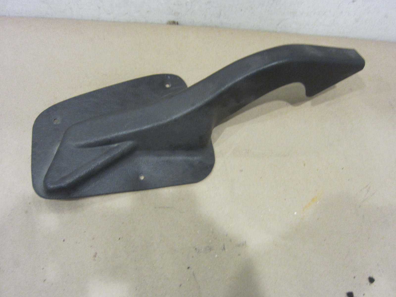 Bentley Eight 1987 - RH Hinge Cover - P/N UB38832
