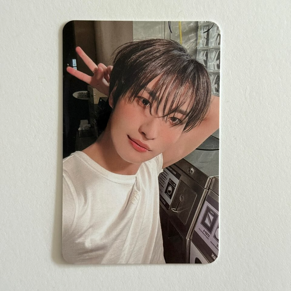 ATEEZ 12th Mini Album GOLDEN HOUR : Part.3 Soundwave