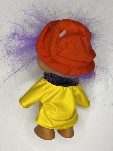Troll ragazzo vintage 1991 T.N.T. Cappello Impermeabile Slicker Capelli Viola Blu Occhi Gialli Bambola - Foto 2 di 9