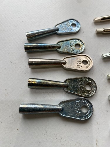 ERA Window Lock Keys 15 Assorted Keys For Window Locks - Imagen 2 de 24