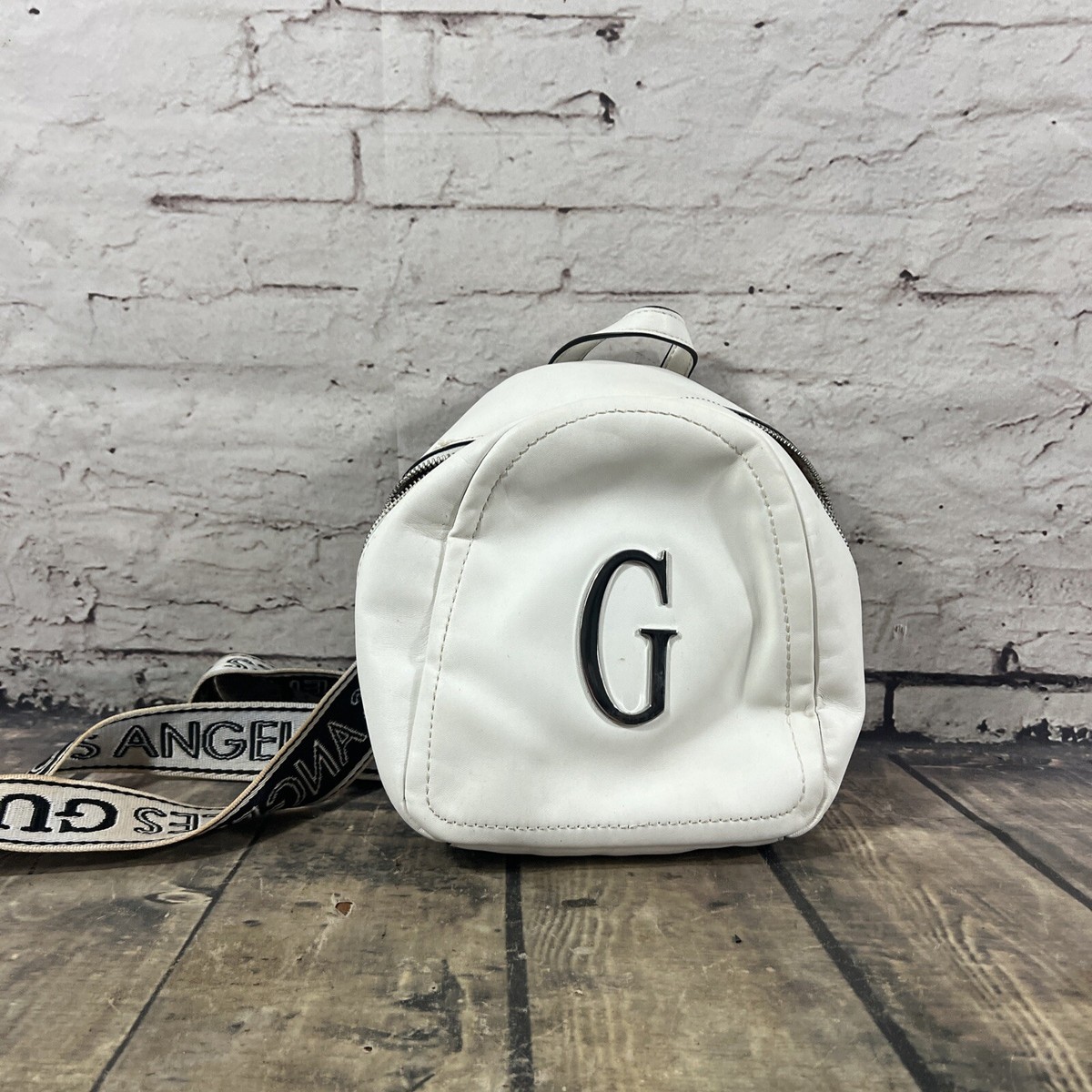 Guess Los Angeles White Small Backpack - Large G Design  display picture 1