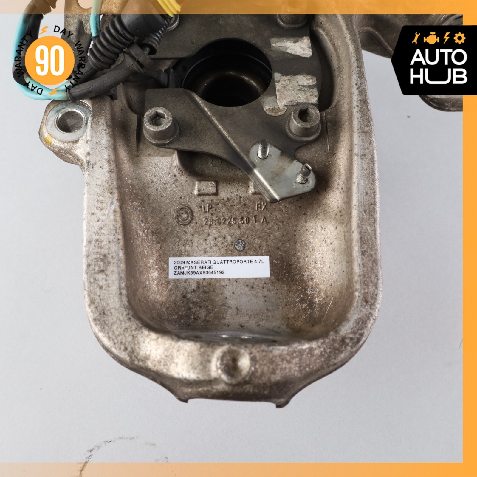 03-10 Maserati Quattroporte M139 Front Left Side Spindle Knuckle Hub OEM 50k
