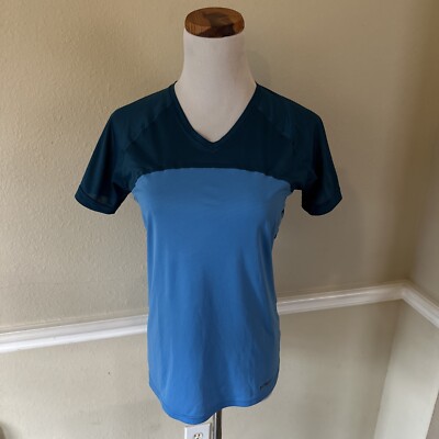 Patagonia Windchaser Trail Running Short Sleeve V-Neck Shirt! Women’s XS  Blue