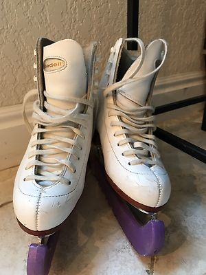 Riedell Figure Ice Skates 2N