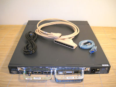 Cisco AS5350XM 5350 AS535XM-8E1-210-V 8x PRI E1 210 VoIP ports + OCTAL E1 Kabel