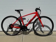Specialized Sirrus 21 Speed SMALL Frame Hybrid Fitness Bike