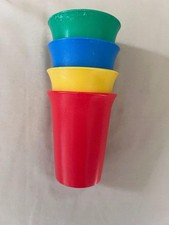 VINTAGE TUPPERWARE KUBKI DZIECIĘCE - ZESTAW 4 SZT.