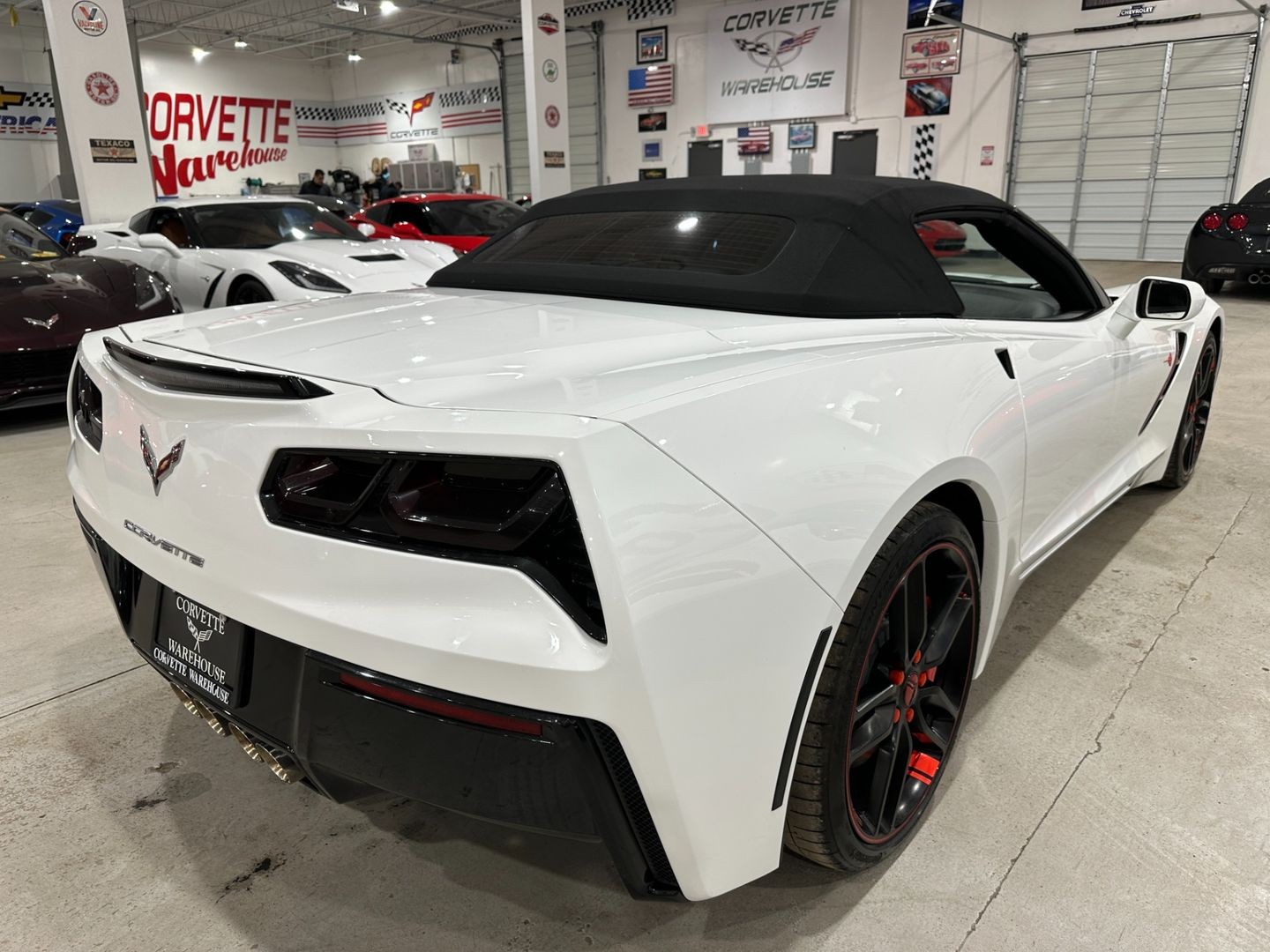 2019 [G8G] Arctic White Chevrolet Corvette   | C7 Corvette Photo 6