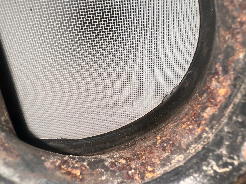 2023-2026 Jeep Compass/Dodge Hornet convertidor catalítico 2.0 OEM 68477775AC Foto 3 de 4