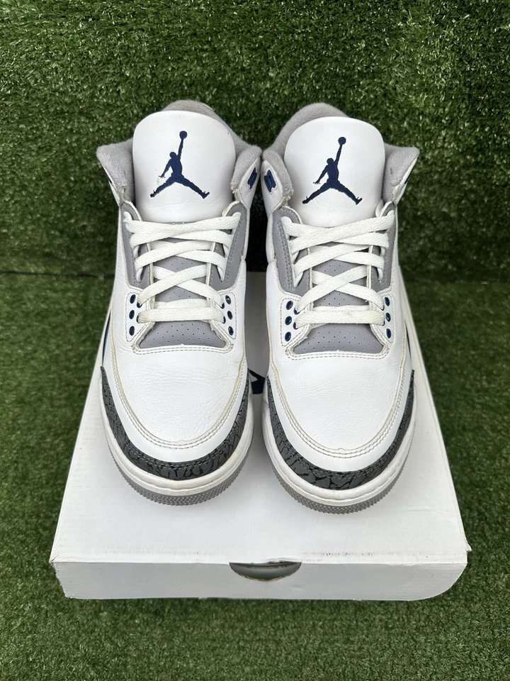 Talla 8.5 - Air Jordan 3 Retro Midnight Navy Foto 2 de 4
