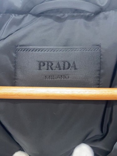 PRADA Down Vest 46 Polyester BLK Plain SGJ191 R132 1060 Used - Afbeelding 3 van 5
