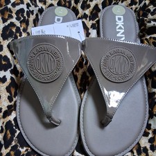 DKNY Women's Toe Post Sandals - Mink - 6 - embossed logo on thong