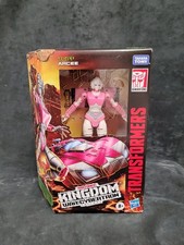 Transformers Kingdom War for Cybertron Deluxe Arcee Action Figure
