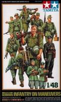 Tamiya 32530 Wwii Dt. German Army Infantry Maneuvers - Deutsche Soldaten - 1:48